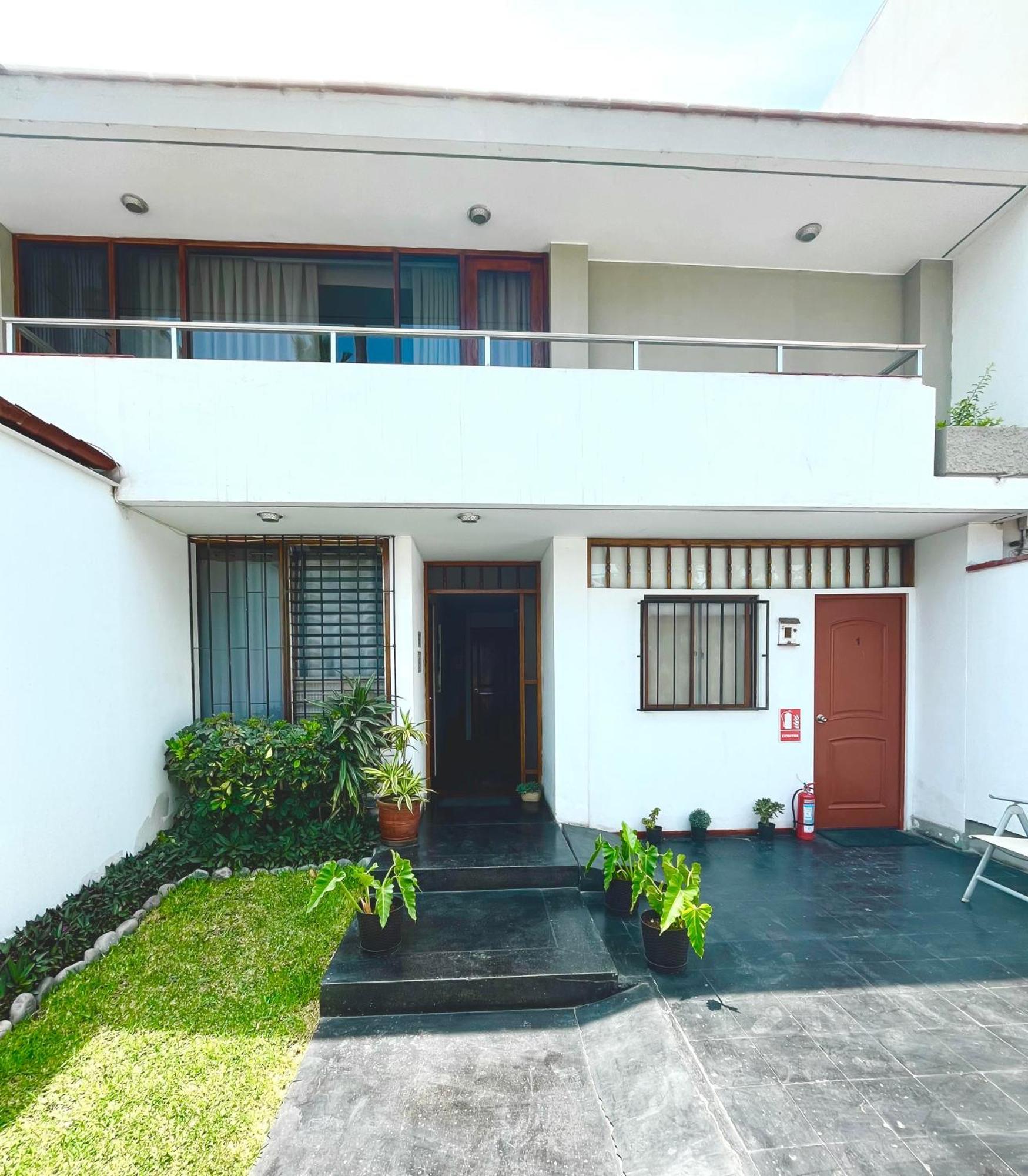 Lima Mini Aparts Monterrico - Cerca Embajada Eeuu Exterior photo